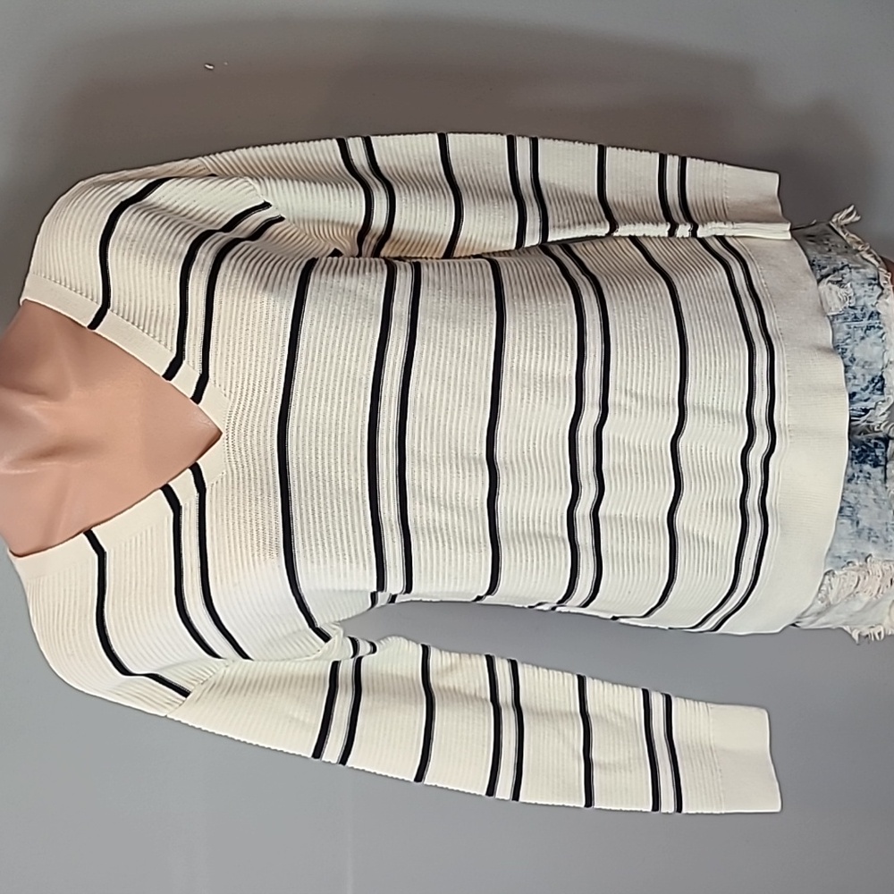 Talbots Striped Sweater Size Medium Preppy Nautical Old Money Coastal Navy White